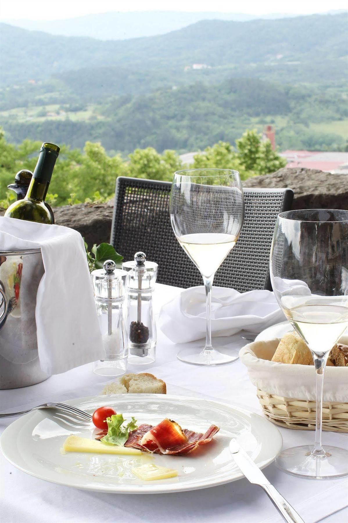 Boutique Hotel Vela Vrata Buzet Luaran gambar